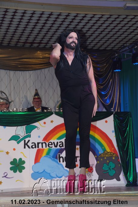 102.jpg