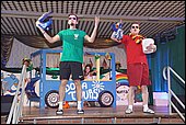 053.jpg