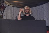 075.jpg
