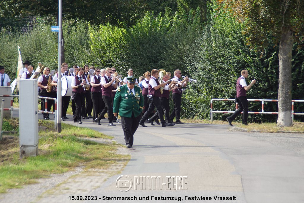 097.jpg