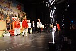 084.jpg